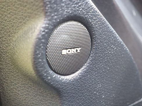 Used 2016 Ford Expedition EL XLT w/ Equipment Group 202A image 32