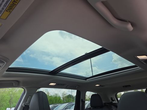 New 2026 Subaru Ascent Limited image 17