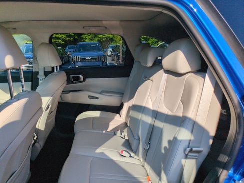 Used 2022 Kia Sorento S w/ Panoramic Sunroof Package FWD image 25