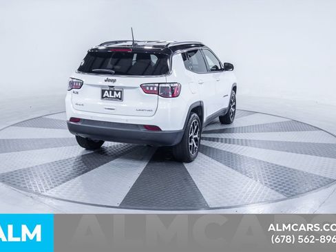 Used 2025 Jeep Compass Limited AWD/4WD image 9