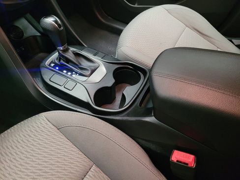 Used 2018 Hyundai Santa Fe Sport image 26