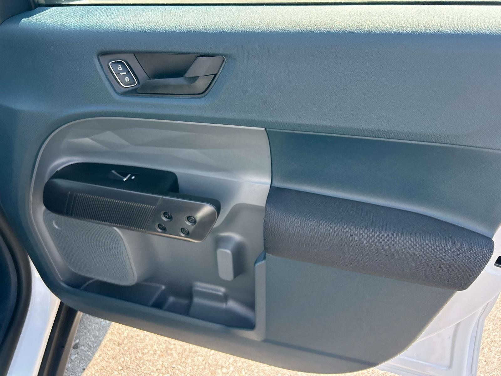 Used 2025 Ford Maverick XL FWD image 21