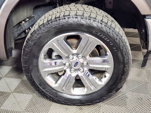 Certified 2018 Ford F150 Lariat w/ Equipment Group 502A Luxury image 9