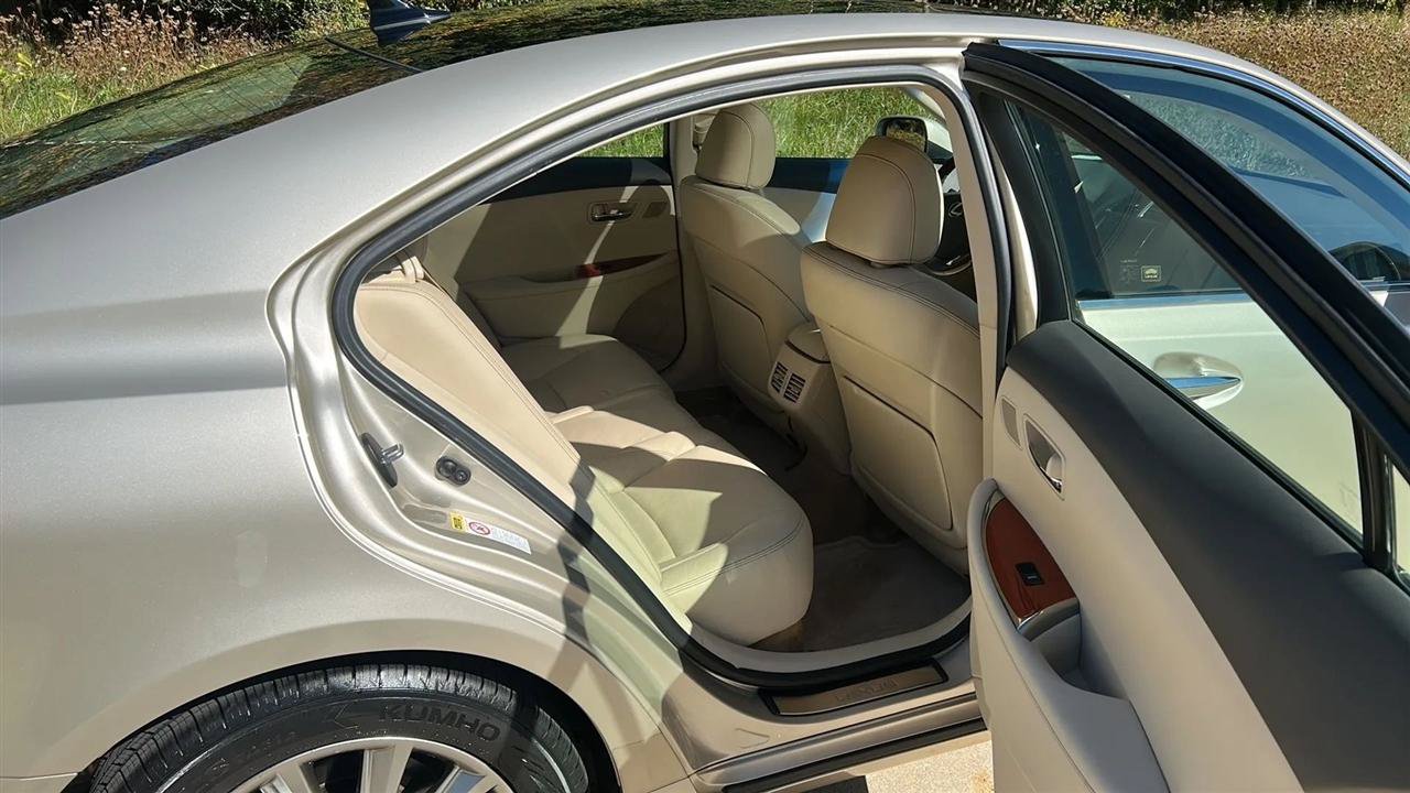 Used 2010 Lexus ES 350 FWD image 50