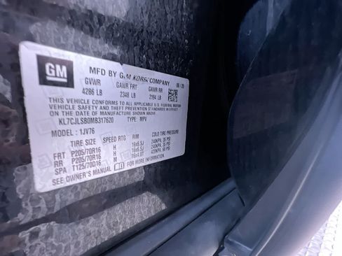 Used 2021 Chevrolet Trax LT FWD image 42