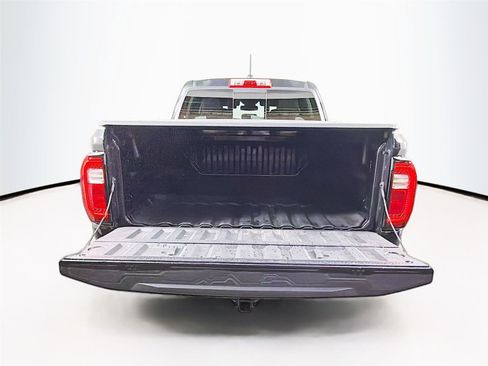 Used 2024 GMC Canyon AT4 w/ Technology Package image 26