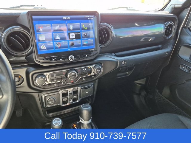 Used 2022 Jeep Gladiator Sport AWD/4WD image 20