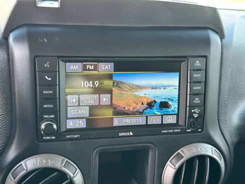 Used 2016 Jeep Wrangler Unlimited Sport AWD/4WD image 22