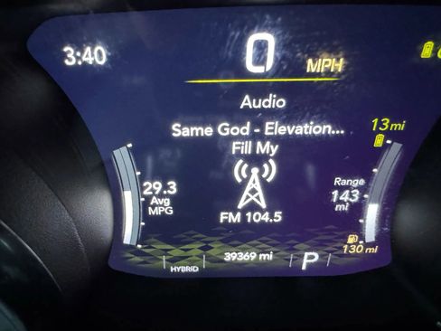 Used 2022 Jeep Wrangler Unlimited Sahara w/ Cold Weather Group image 35