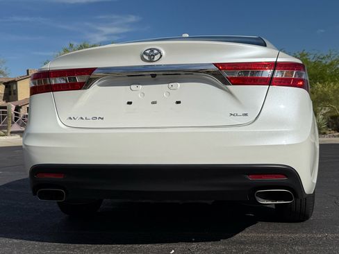 Used 2014 Toyota Avalon XLE Premium image 5