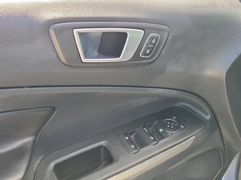 Used 2019 Ford EcoSport Titanium FWD image 21