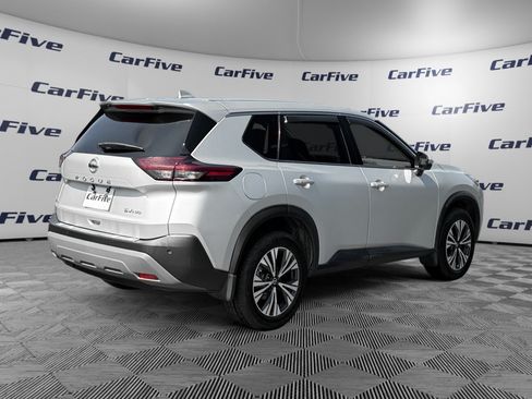 Used 2021 Nissan Rogue SV AWD/4WD image 6