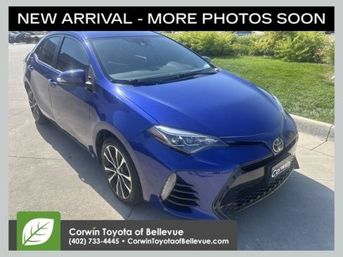 Used 2017 Toyota Corolla SE w/ Carpet Mat Package (TMS) FWD image 1