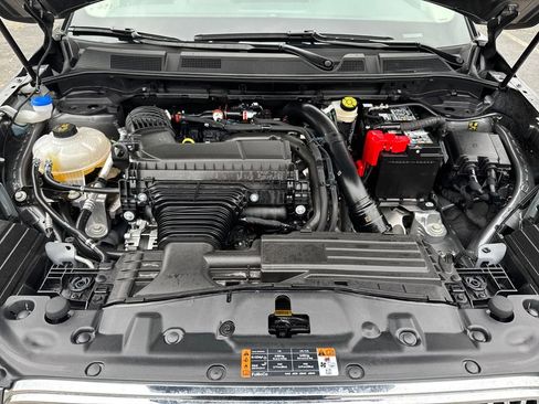 Used 2025 Lincoln Corsair FWD w/ Equipment Group 101A image 27