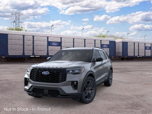 New 2026 Ford Explorer ST-Line w/ ST-Line Street Pack AWD/4WD image 2