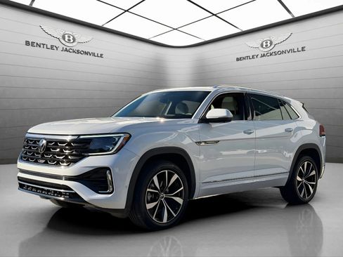 Used 2024 Volkswagen Atlas Cross Sport SEL Premium R-Line image 7