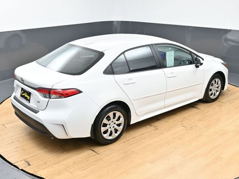 Used 2024 Toyota Corolla LE FWD image 10