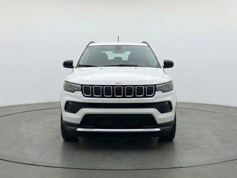 Used 2025 Jeep Compass Limited image 2