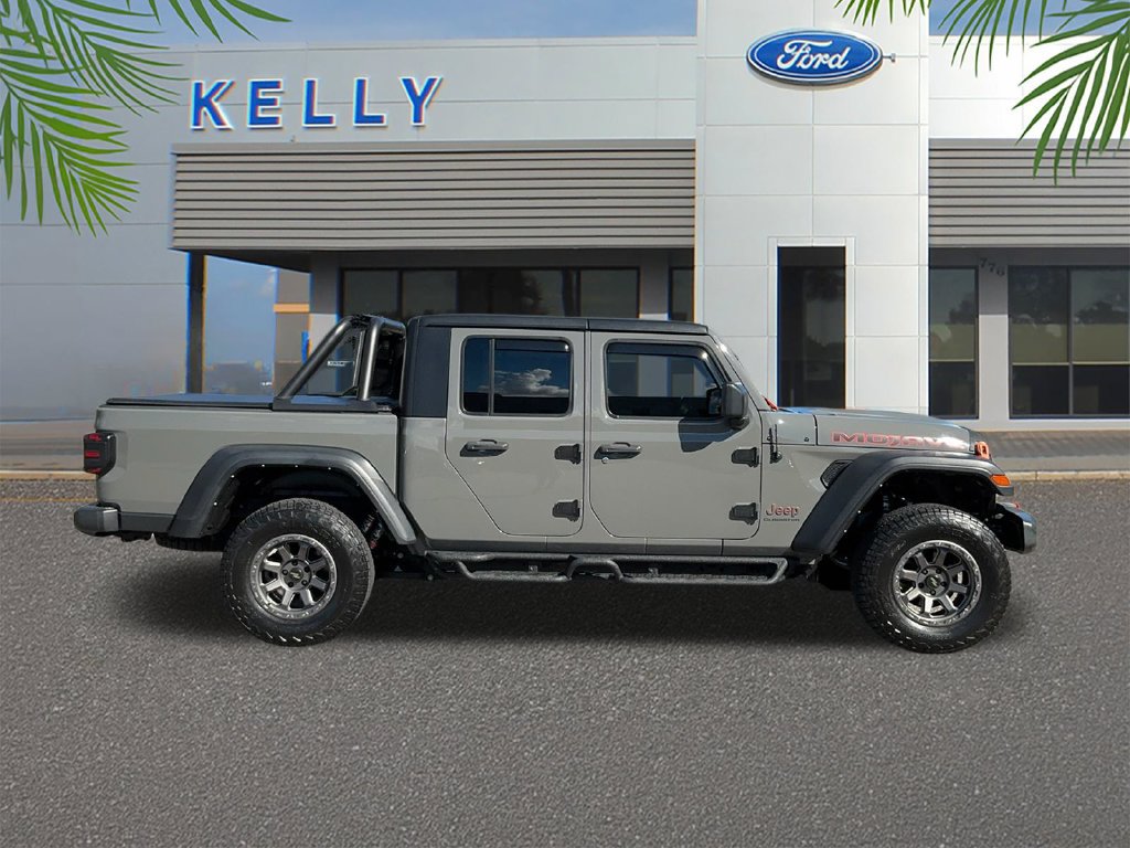 Used 2022 Jeep Gladiator Mojave w/ Trailer Tow Package AWD/4WD image 6