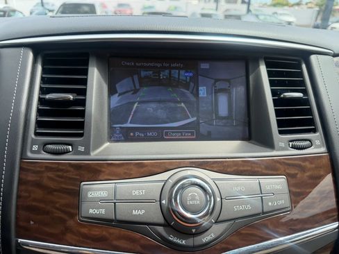 Used 2017 Nissan Armada Platinum RWD image 21