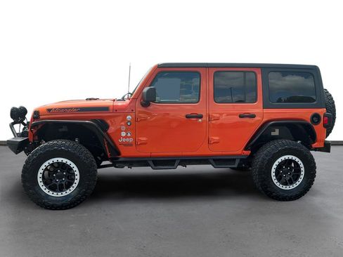 Used 2019 Jeep Wrangler Unlimited Sport AWD/4WD image 2