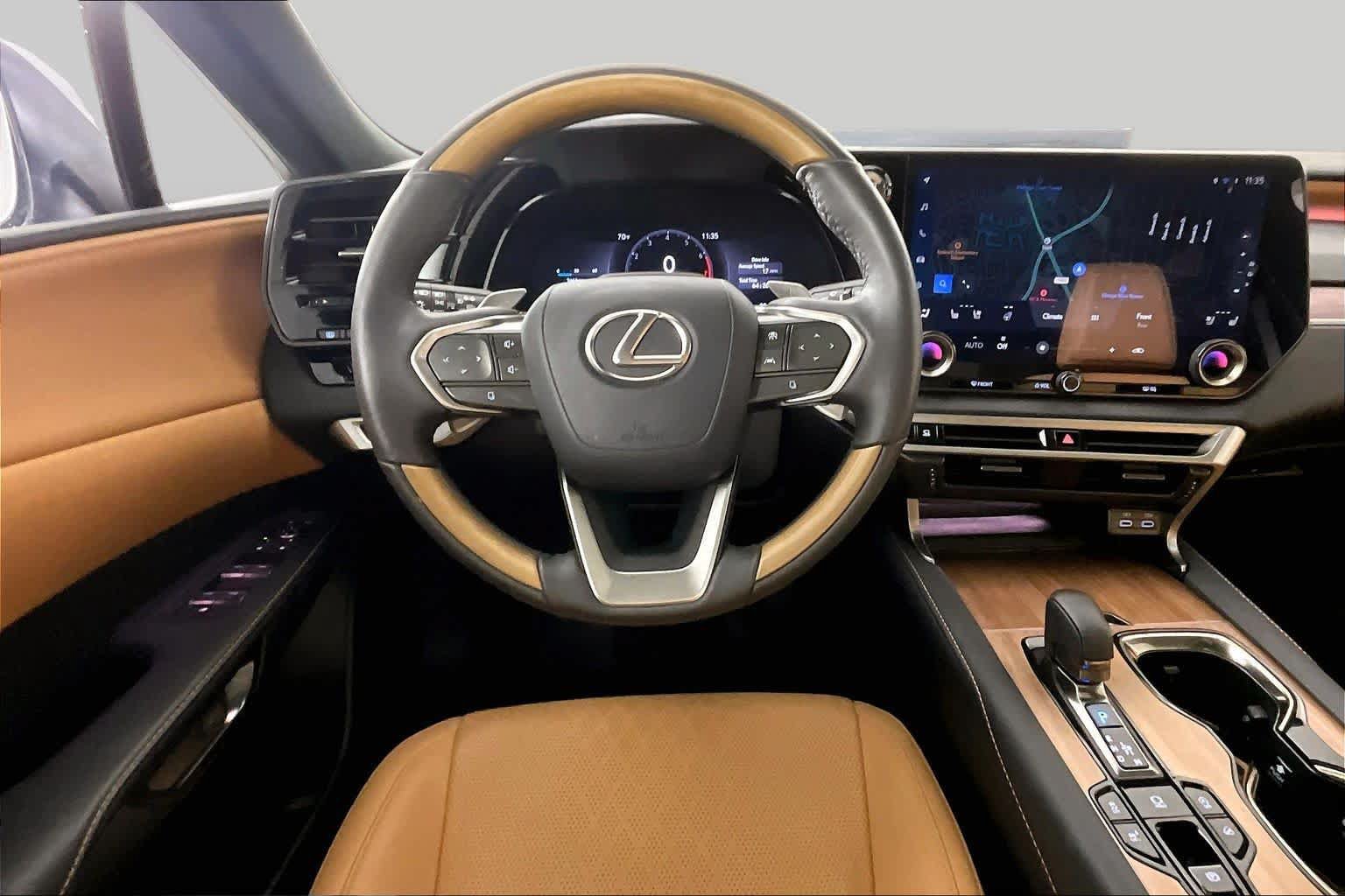 Used 2025 Lexus RX 350 Premium Plus w/ Convenience Package AWD/4WD image 5