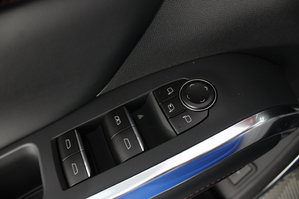 New 2027 Chevrolet Traverse RS FWD image 23