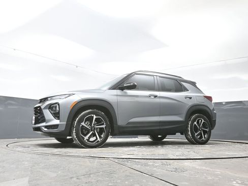 Used 2023 Chevrolet TrailBlazer RS w/ Convenience Package image 55