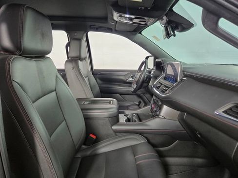 Used 2023 Chevrolet Suburban RST w/ Luxury Package AWD/4WD image 16