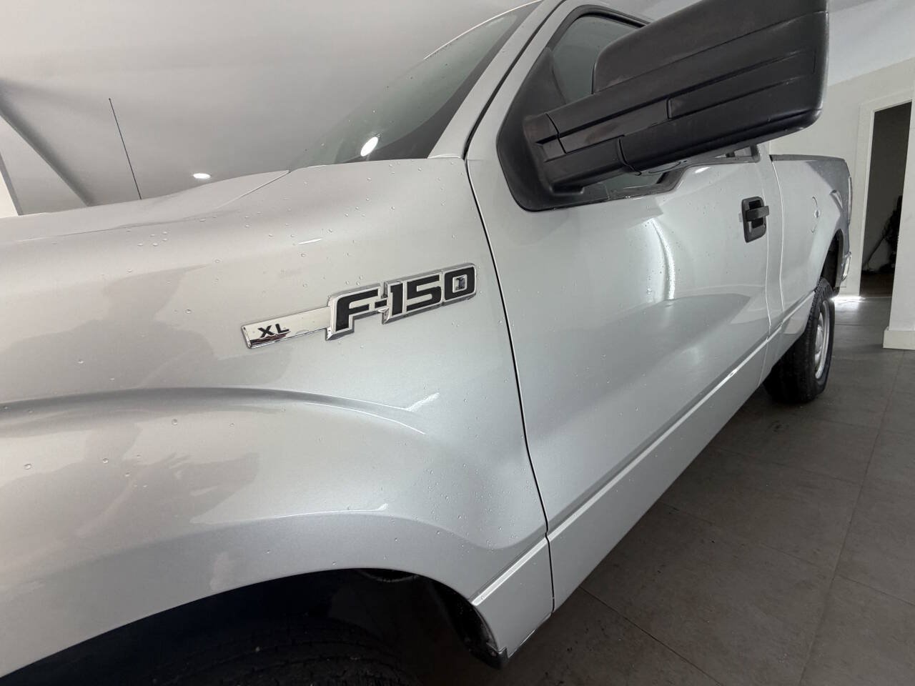 Used 2012 Ford F150 XL w/ XL Decor Group AWD/4WD image 3