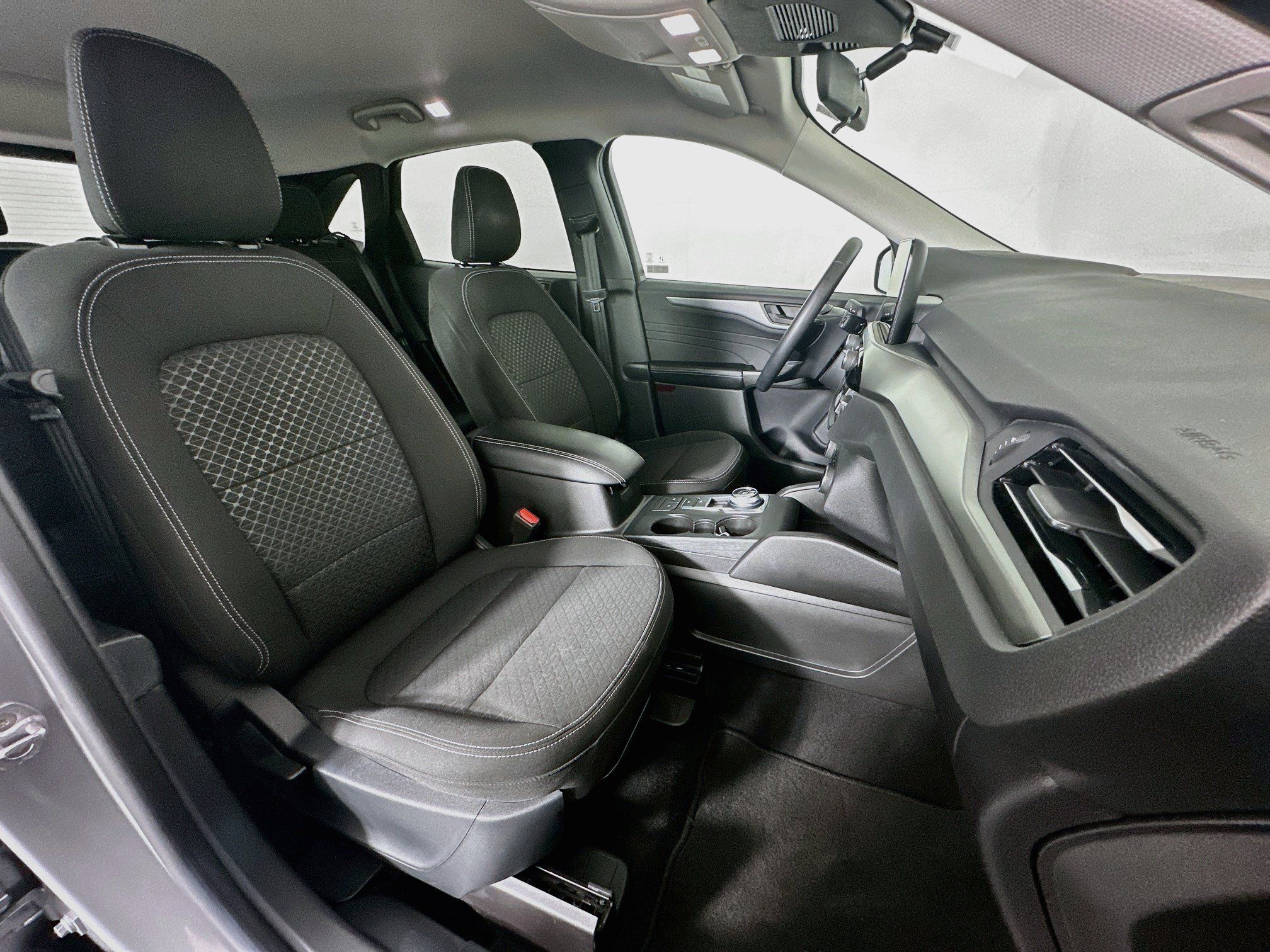 Used 2024 Ford Escape Active FWD image 31