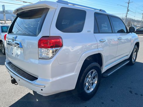 Used 2011 Toyota 4Runner Trail image 5
