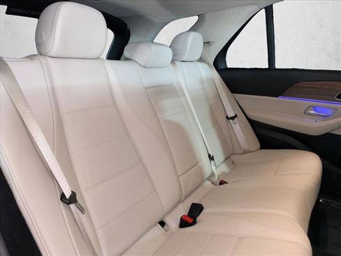 Certified 2025 Mercedes-Benz GLE 350 4MATIC image 19