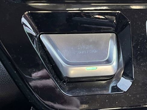 Used 2023 GMC Sierra 1500 Denali Ultimate image 18