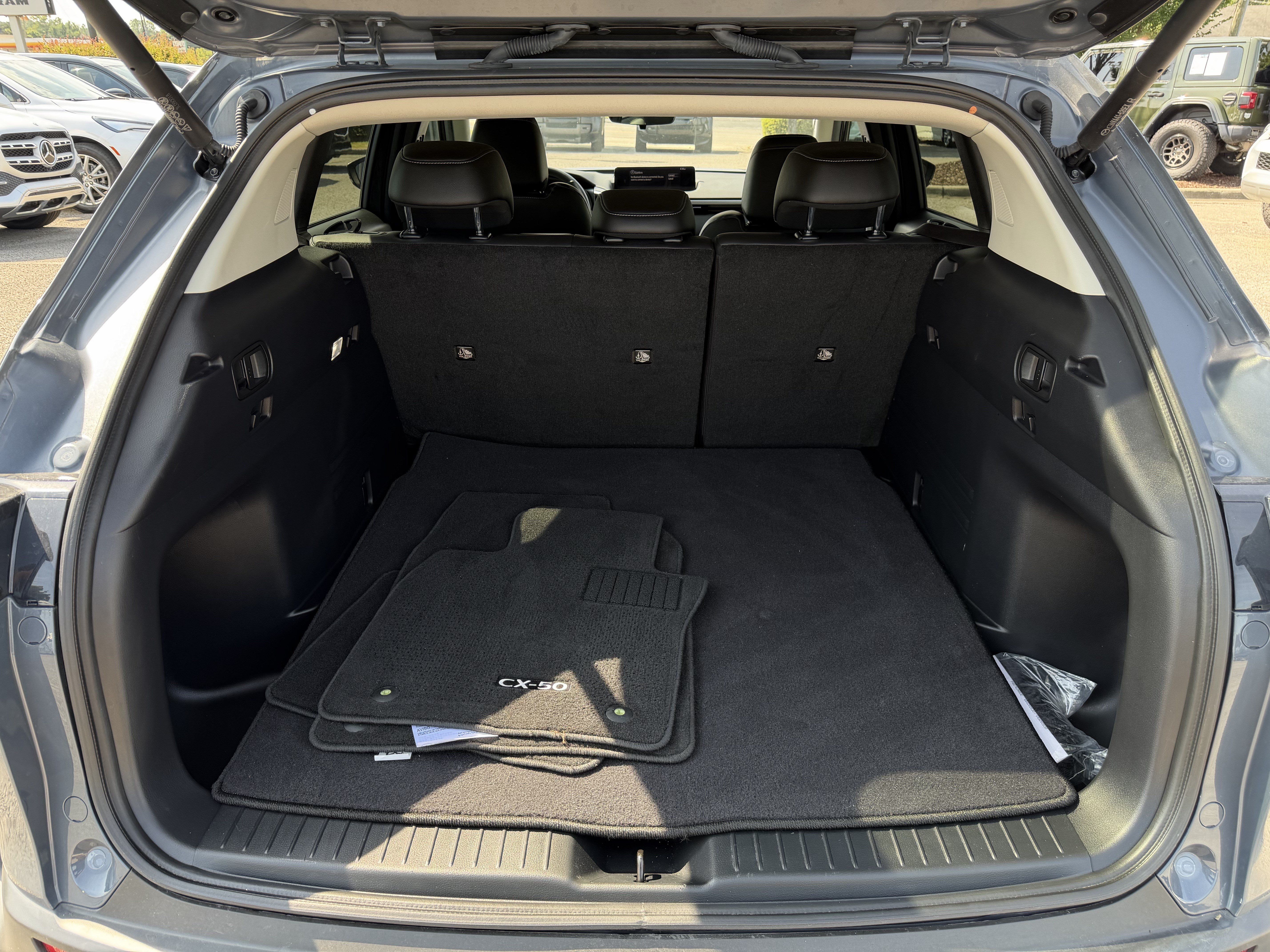 Used 2024 MAZDA CX-50 AWD 2.5 S w/ Cargo Package image 28