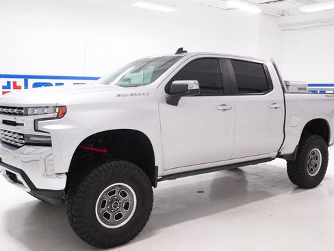 Used 2021 Chevrolet Silverado 1500 LT image 8