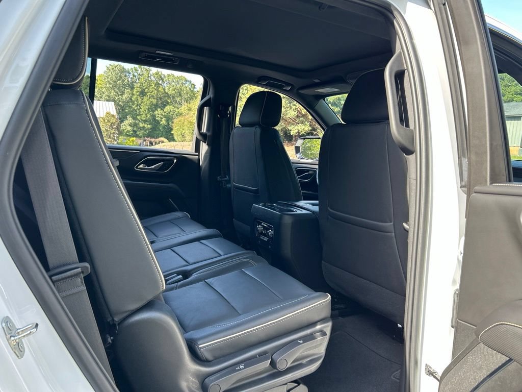 Used 2023 GMC Yukon SLT w/ SLT Premium Package RWD image 54