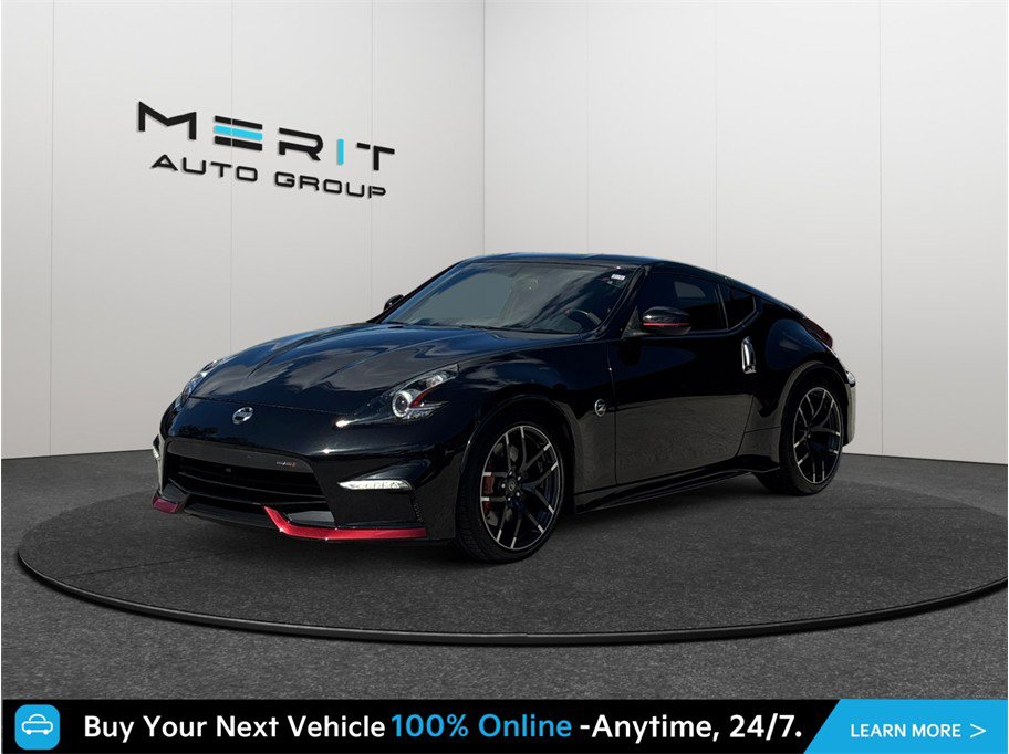 Used 2019 Nissan 370Z NISMO RWD image 4