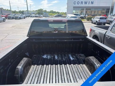 Used 2022 Chevrolet Silverado 1500 Custom Trail Boss w/ Safety Confidence Package AWD/4WD image 7