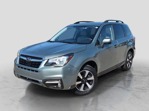 Used 2017 Subaru Forester 2.5i Limited AWD/4WD image 1
