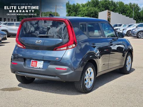 Used 2020 Kia Soul S FWD image 5
