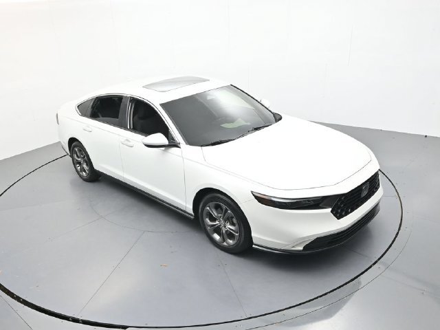 Used 2023 Honda Accord EX image 35