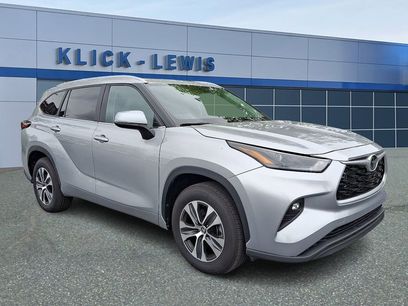 Used 2024 Toyota Highlander XLE
