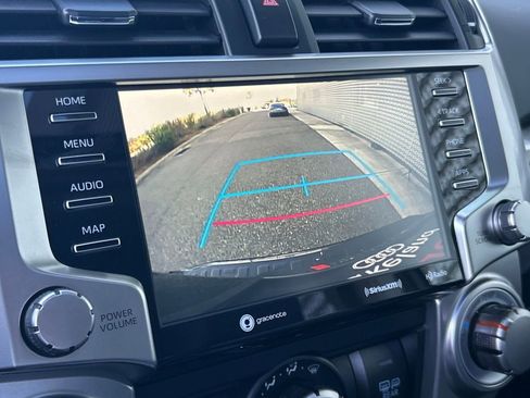 Used 2022 Toyota 4Runner SR5 Premium image 35