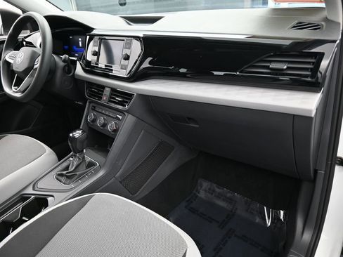 Used 2022 Volkswagen Taos S image 37