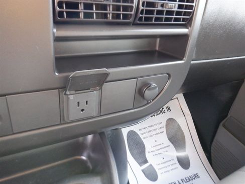 Used 2023 Chevrolet Express 2500 w/ Driver Convenience Package image 15