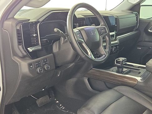 Certified 2024 Chevrolet Silverado 1500 LT Trail Boss w/ Convenience Package II AWD/4WD image 16