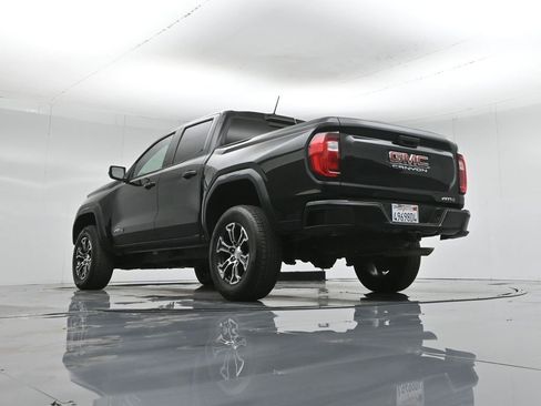 Used 2023 GMC Canyon AT4 AWD/4WD image 45