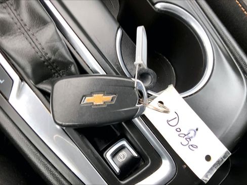 Used 2018 Chevrolet Equinox LT w/ LPO, Protection Package AWD/4WD image 15