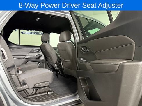 Used 2023 Chevrolet Traverse LT w/ LPO, Floor Liner Package AWD/4WD image 19